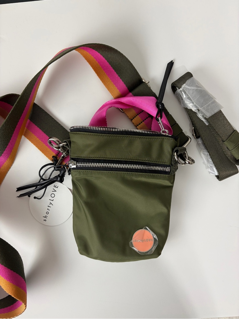 NWT ShortyLOVE Shorthand phone mini small crossbody bag! Comes with 2 belts